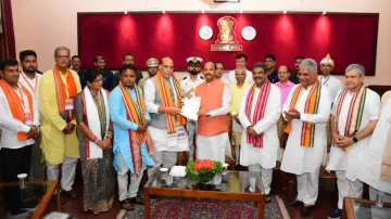 Odisha CM-designate Mohan Majhi meets Governor; stakes claim to form govt 