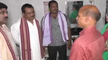 Kantabanji MLA Laxman Bag meets family members of Mamita Meher 