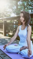 6 Yoga Asanas For Relieving Gas & Bloating