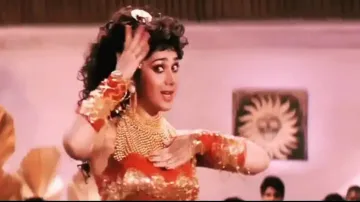 Meenakshi Seshadri explains the differences between Bharatnatyam and Odissi in viral video; watch