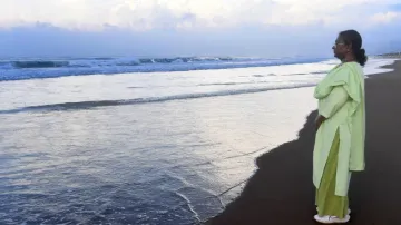 President Droupadi Murmu Visits Puri Beach