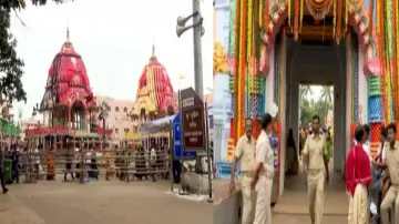 Delay in rituals at Adapa Mandap