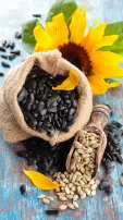 7 Health Benefits of Consuming Sunflower Seeds