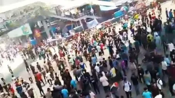 72 killed as protesters and ruling party supporters clash in Bangladesh