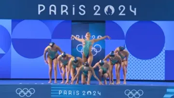USA Artistic Swimming Team Wows with 'Taal Se Taal' Performance at Paris Olympics 2024