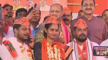 Corporator Bandita Pal joins BJP 