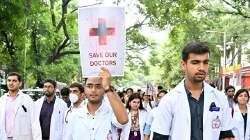 Avoid allotting night duties to women doctors, says Bengal govt 