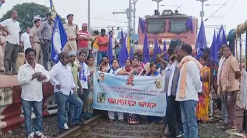 ‘Bharat Bandh’ by Dalit, Adivasi bodies disrupts normal life in Odisha