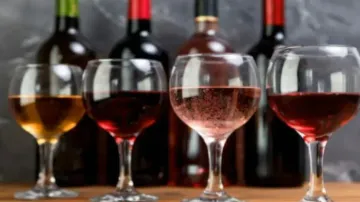 BJD & Congress launch sharp attack on BJP over its new excise policy 