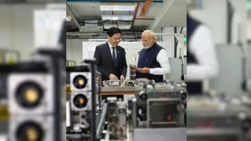 PM Modi and Lawrence Wong