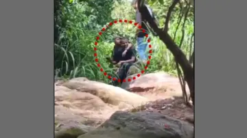 Girl harassed by group of men at Khandagiri