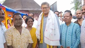 BJP MP Baijayant Panda meets enterprising tea seller during membership drive in Rourkela; interacts 