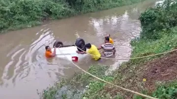 Car plunges into canal, man dies in Cuttack