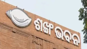 Fissure in BJD deepens as party leaders from Khordha indulge in war of words at Sankha Bhawan