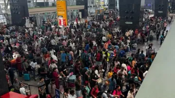 IndiGo suffers major technical glitch, fliers stranded across nation