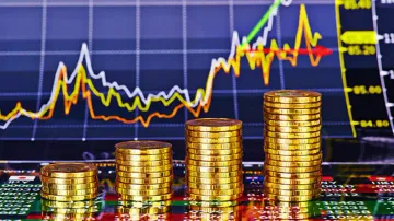 India’s foreign exchange reserves stay above $700 bn