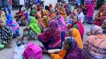 Denied accommodation, non-registered habisyalis stage protest in Puri ahead of Kartika Brata