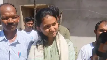 Odisha Bonda tribe girl cracks exam with help of YouTube, becomes first OAS officer of her clan