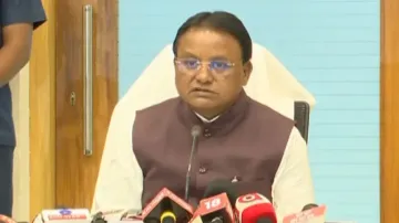 Odisha CM reviews Cyclone Dana preparedness, says 'zero casualty is our goal'