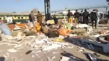 Blast at Pakistan Railway Station