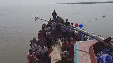 Over 100 devotees stranded after boat develops technical glitch in Bhadrak