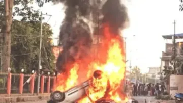 Mobs attack houses of three ministers & six MLAs in Manipur