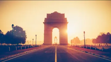 GRAP Stage-4 restrictions to come into force from Monday as pollution worsens in Delhi-NCRGRAP Stage