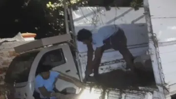 Cattle smugglers hurl bombs at police in bid to escape; 2 detained in Cuttack