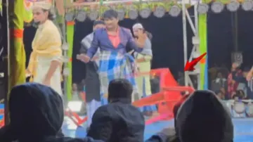 Chairs fly during jatra performance in Bhadrak 
