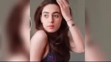 Pakistani model Samra Chaudhry's 3 private videos leaked on social media!