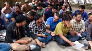 Job aspirants in Odisha demand CBI probe into 'ASO jobs on sale' allegations