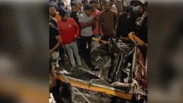 Mumbai BEST driver rams A/C bus into 25 vehicles, toll climbs to 7