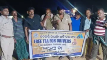 Odisha distributes free tea to drivers to check road accidents during winter