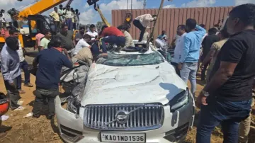 Six killed as container truck overturns on car in Karnataka