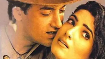 Aamir Khan, Twinkle Khanna in Mela