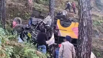 Bus falls into gorge in Pauri Garhwal, Uttarakhand