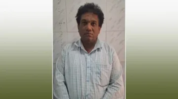 Police arrest fake section officer from Lok Seva Bhawan