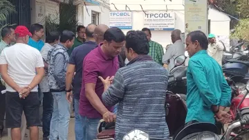 Consumers protest Tata Power's meter replacement move