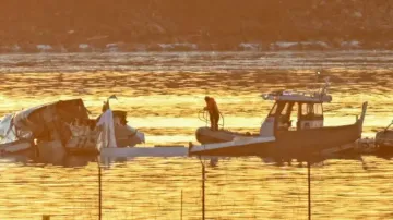 No survivors yet of mid-air Washington DC collision
