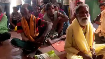Lower Suktel project-displaced people stage protest, lock chief engineer office in Odisha 