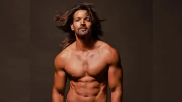 Sanam Teri Kasam's Harshvardhan Rane worked at a cafe for Rs 20 per day! Know his saga of survival