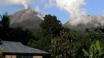 Lewotobi Laki-laki volcano