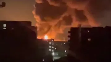 Massive fire reported in London