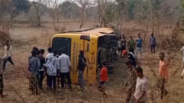 Private college bus overturns in Bolangir, narrow escape for 40 students