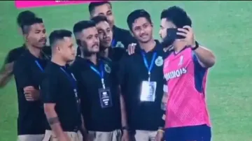 ‘Attitude Virat Kohli Se Bhi Zyada’: Riyan Parag tosses away phone of fan, gets trolled