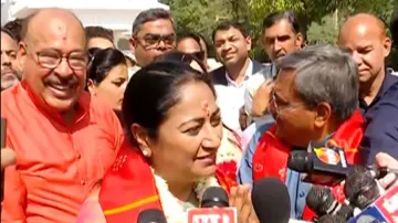 Delhi CM Rekha Gupta visits Jagannath Temple on Utkal Dibas