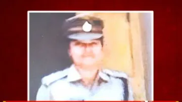 Wife of SOG constable poses as Police officer, dupes couple of over Rs 8 lakh in Bhubaneswar