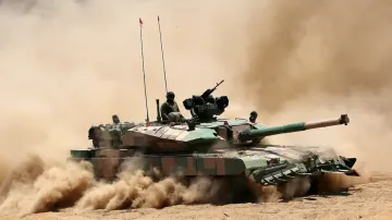 Battle tank
