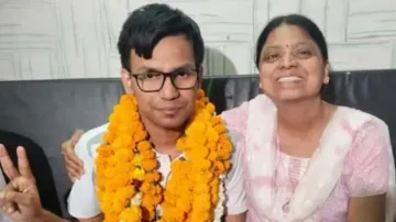 From losing eyesight in Class 8 to cracking UPSC, IAS Manu Garg’s inspiring journey