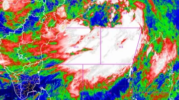 Well marked low pressure area forms over Bay of Bengal, to intensify into depression in 24 hours